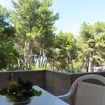 Szálloda Villaggio Ripa Rodi Garganico