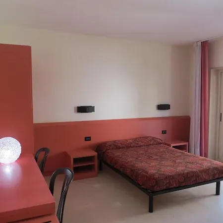 Hotel Villaggio Ripa 3*