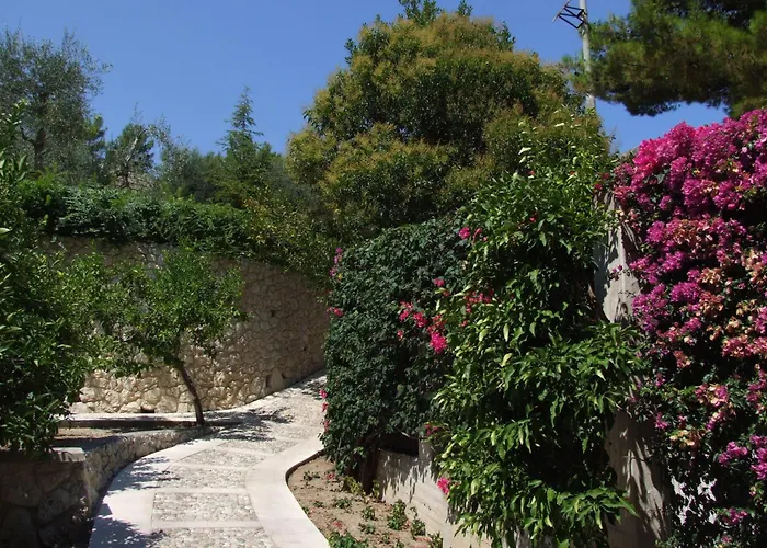 Villaggio Ripa Rodi Garganico