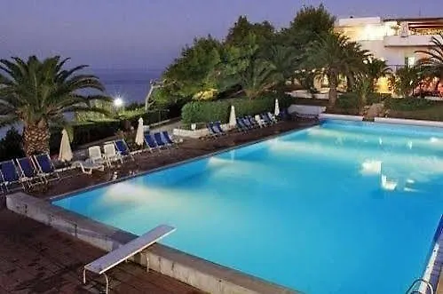 Villaggio Ripa Szálloda 3*