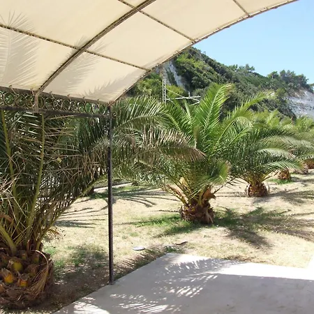 Hotel Villaggio Ripa 3*